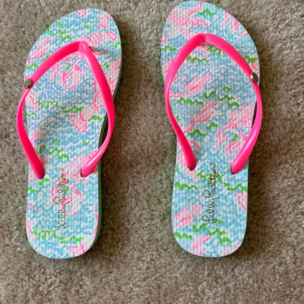 Lilly Pulitzer flip flops, size 7/8